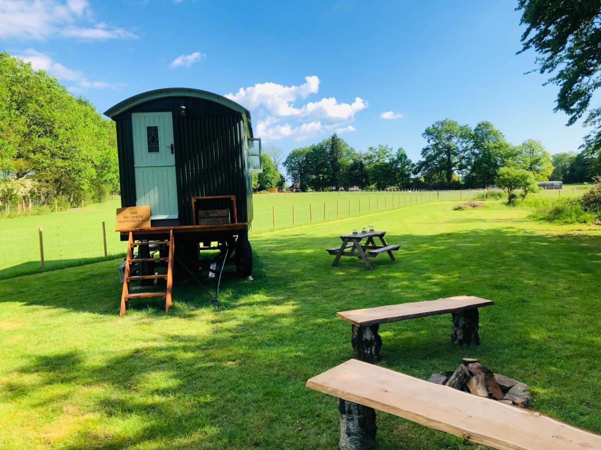 The Big Green Shepherds Hut Чарлвуд Экстерьер фото