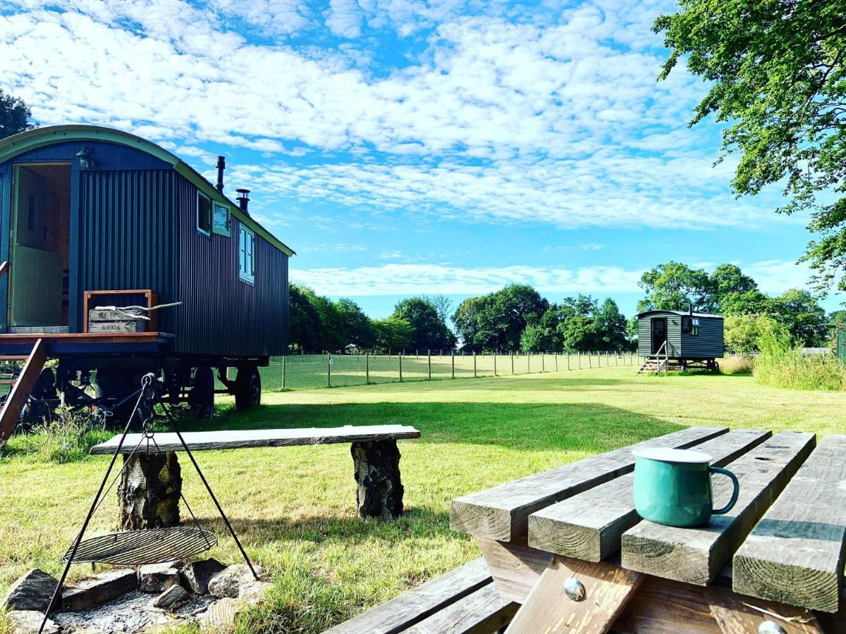 The Big Green Shepherds Hut Чарлвуд Экстерьер фото